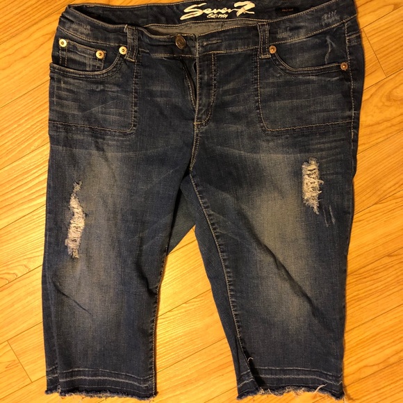 Seven7 Denim - NWOT Seven7 Cropped Jeans, Size 18